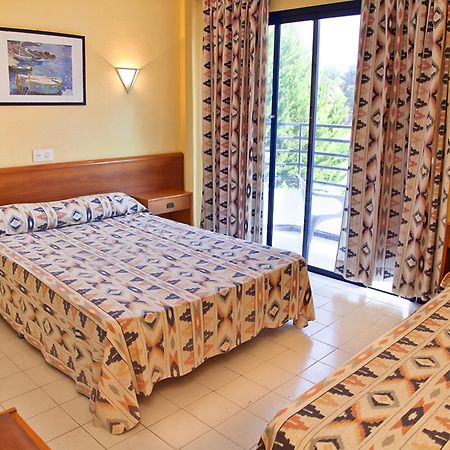 Hotel Vibra Isola - Adults Only Playa d'en Bossa Exterior foto