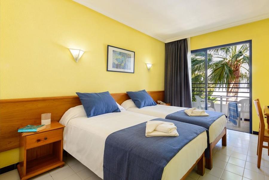 Hotel Vibra Isola - Adults Only Playa d'en Bossa Exterior foto