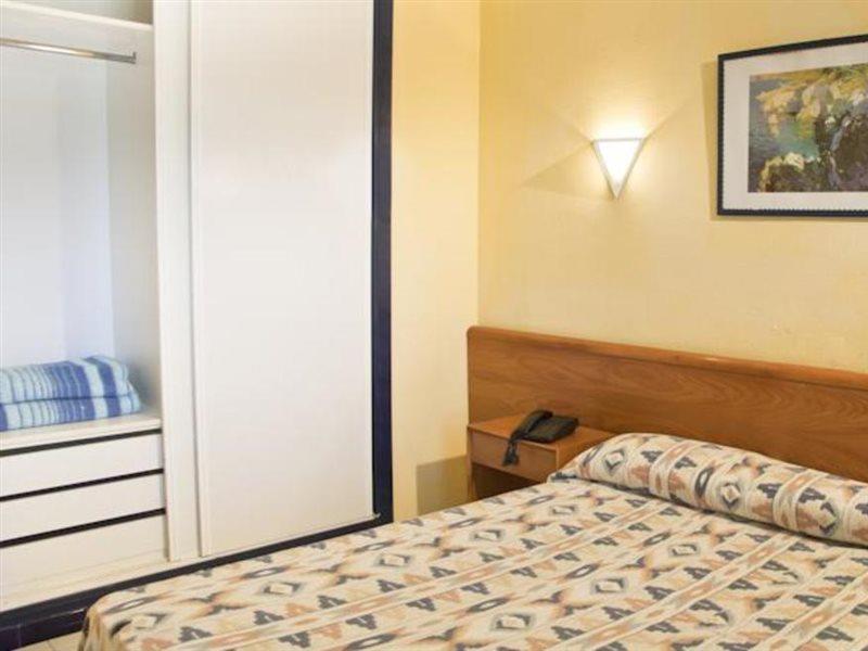 Hotel Vibra Isola - Adults Only Playa d'en Bossa Exterior foto